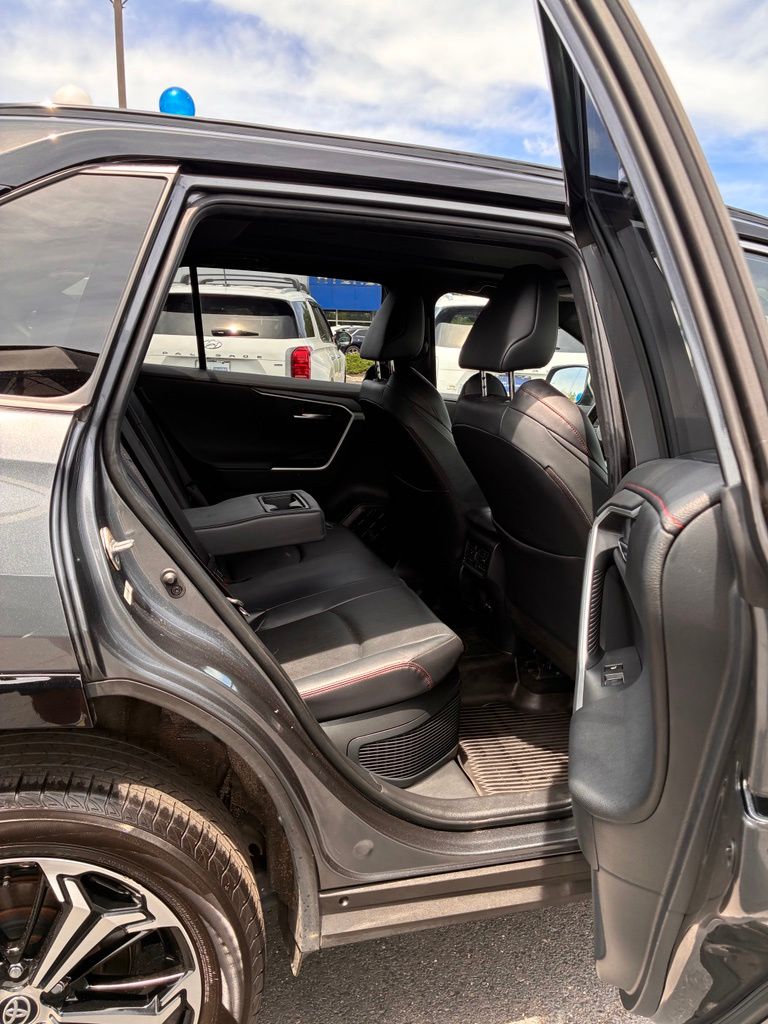 2024 Toyota RAV4 XSE - Photo 22