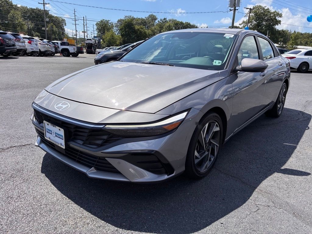 Certified 2024 Hyundai Elantra Hybrid Limited Sedan