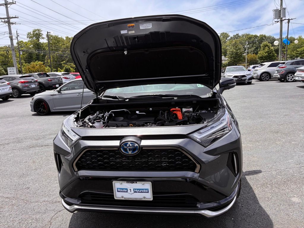 2024 Toyota RAV4 XSE - Photo 10