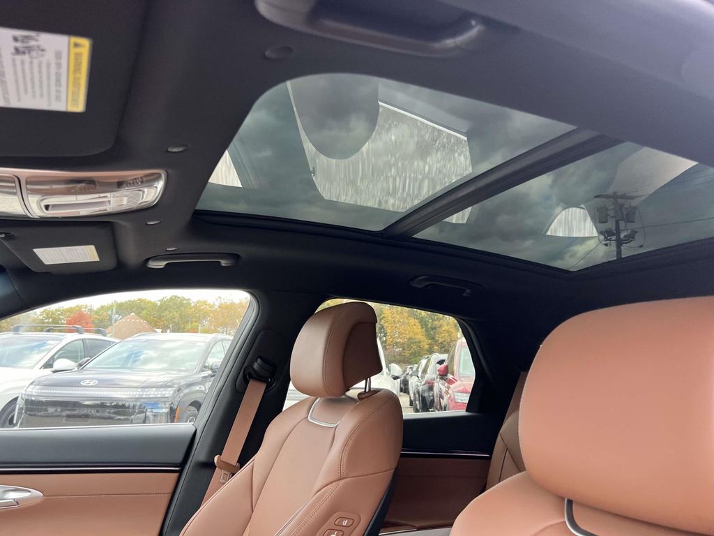 2026 GENESIS GV70 Advanced - Photo 16