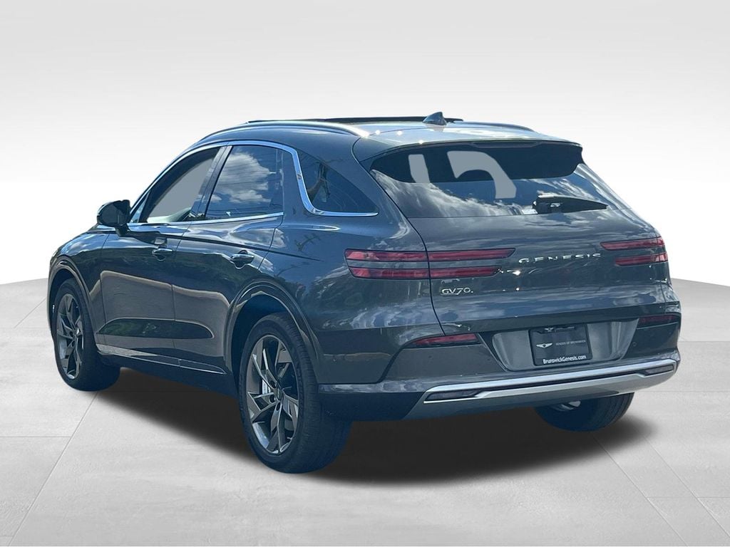 2025 Genesis Electrified GV70 Prestige photo 4