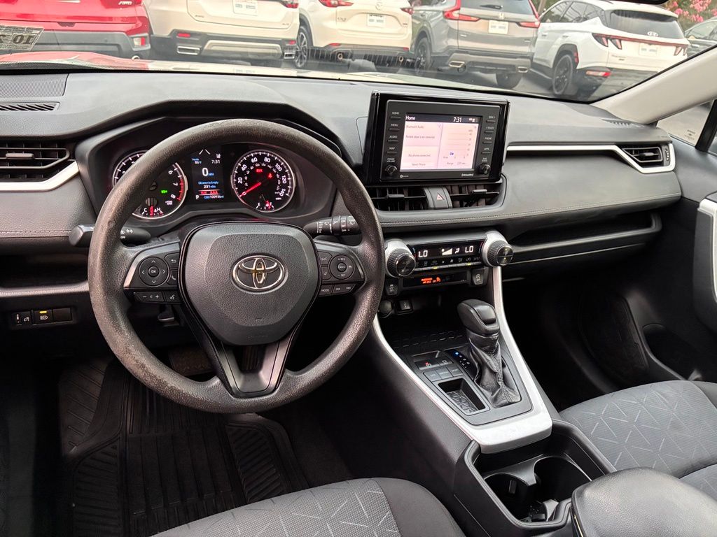 2021 Toyota RAV4 XLE - Photo 30