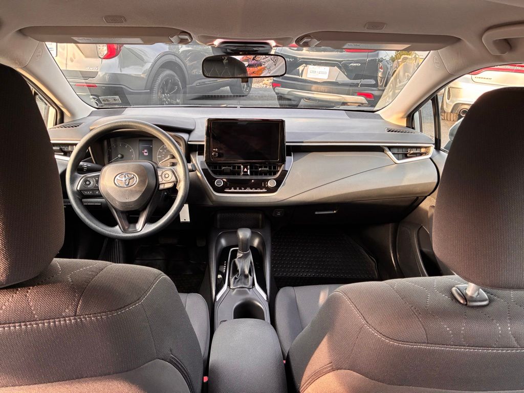 2024 Toyota Corolla LE - Photo 13