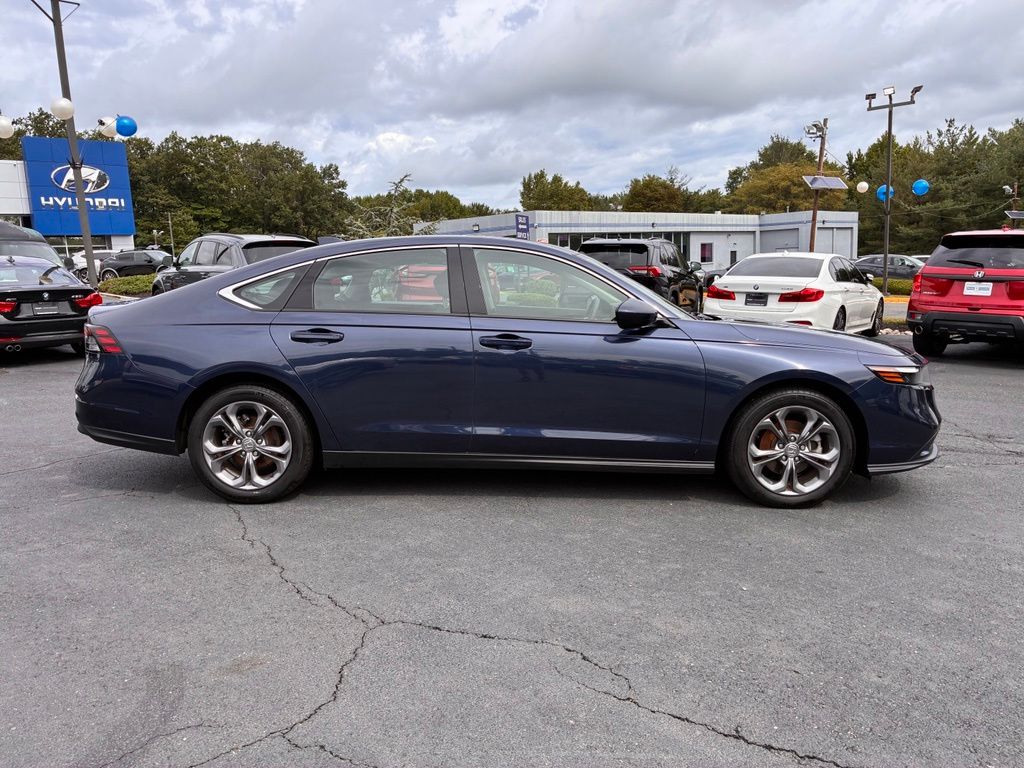 2024 Honda Accord EX - Photo 8