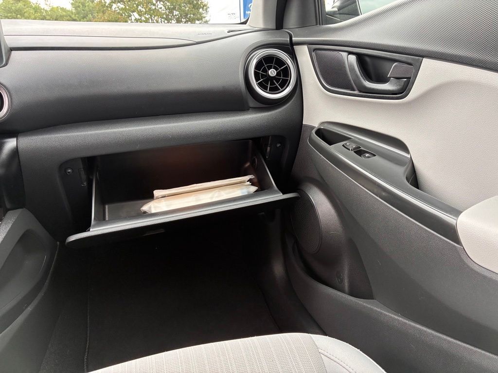 2022 Hyundai Kona SEL - Photo 37