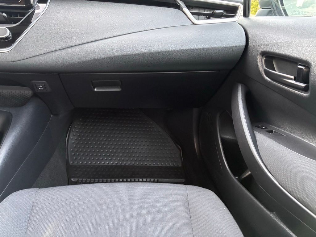 2024 Toyota Corolla LE - Photo 34
