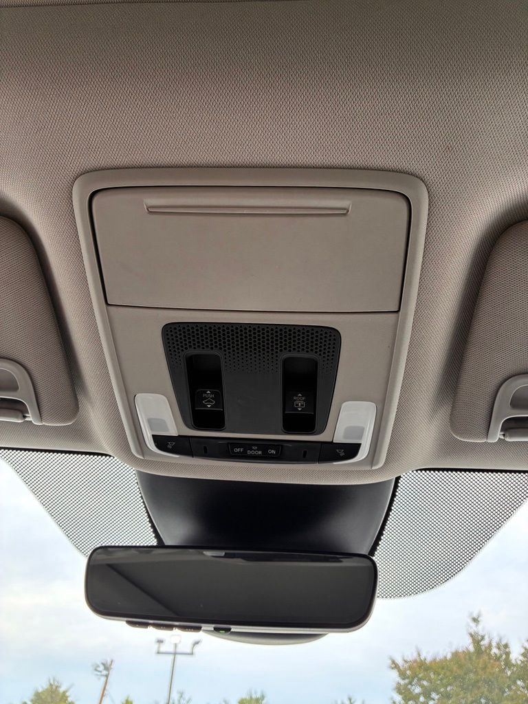 2023 Honda Pilot Elite - Photo 39