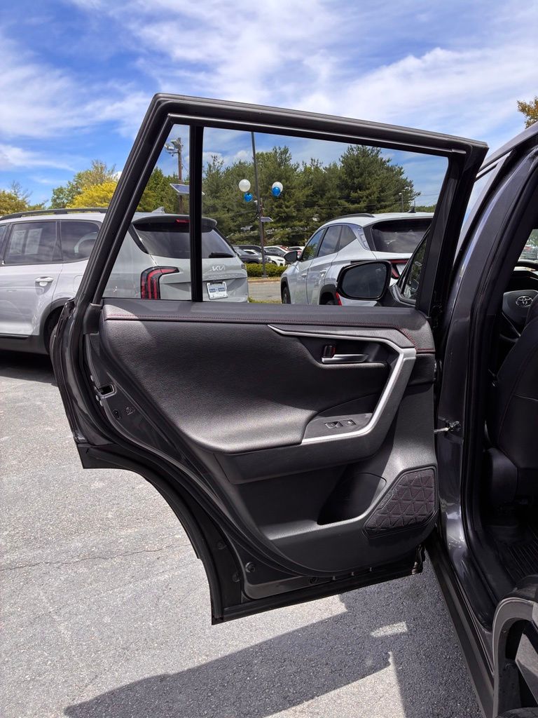 2024 Toyota RAV4 XSE - Photo 48