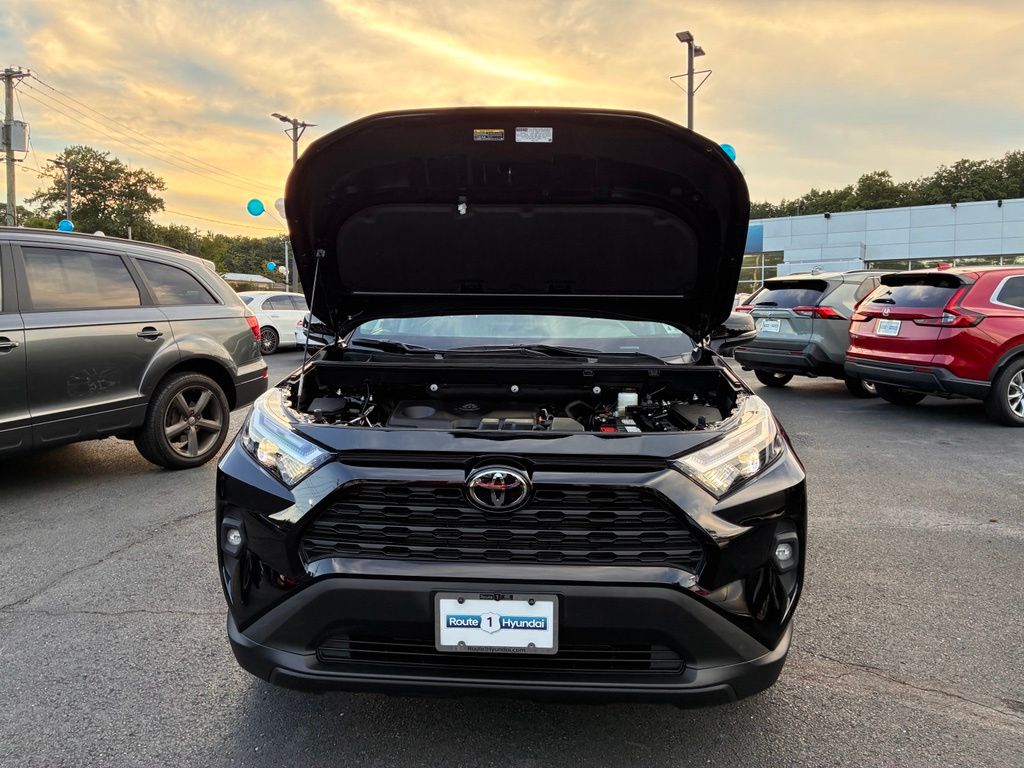 2024 Toyota RAV4 XLE Premium - Photo 10