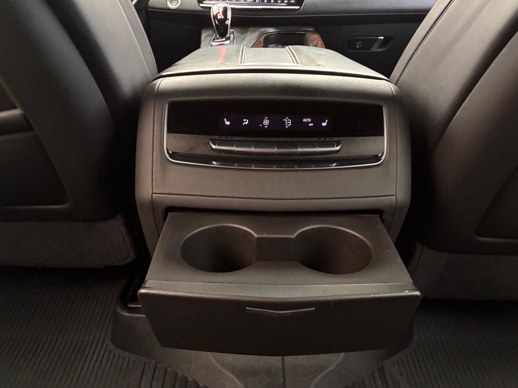 2021 Cadillac Escalade ESV Sport Platinum - Photo 21