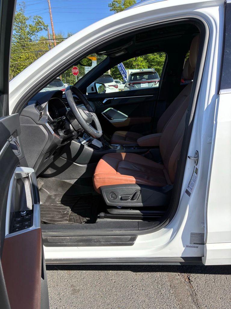 2020 Audi Q3 Premium Plus - Photo 24