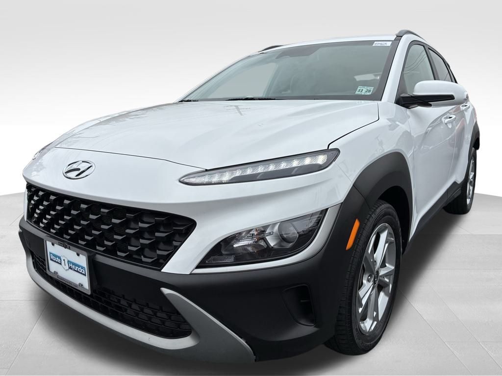 2023 Hyundai Kona SEL photo 3