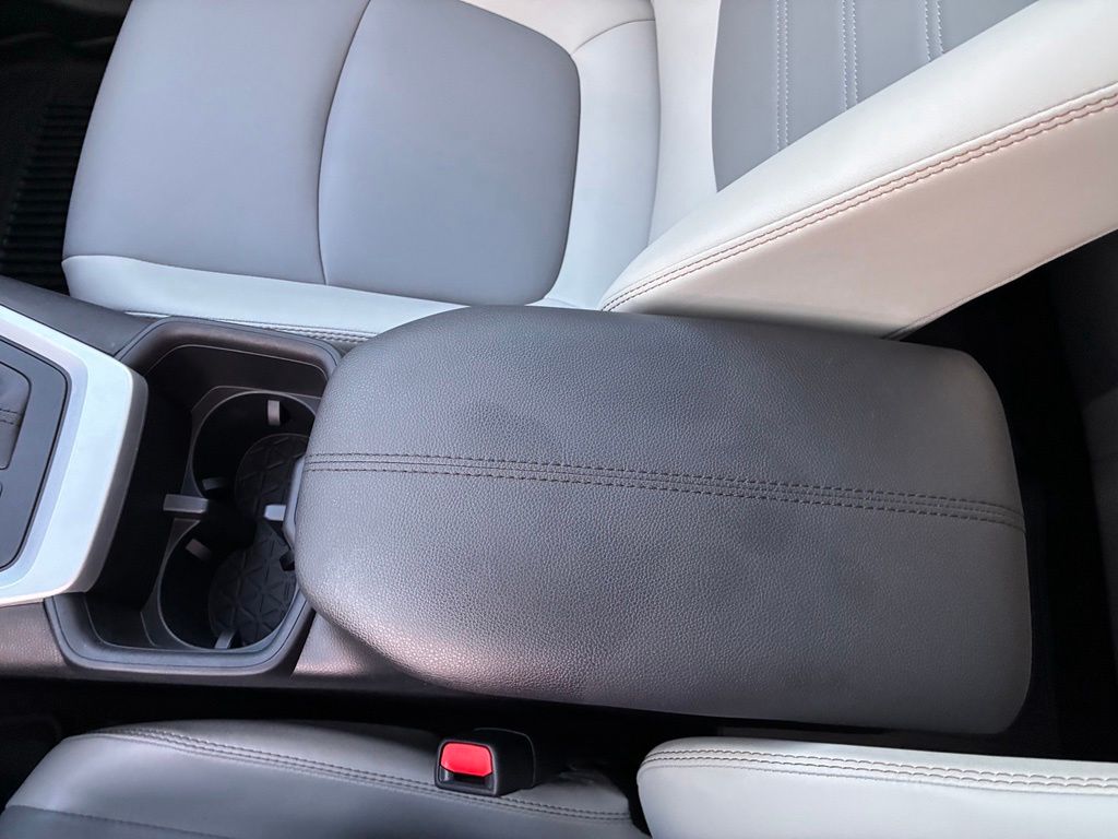 2024 Toyota RAV4 XLE Premium - Photo 41