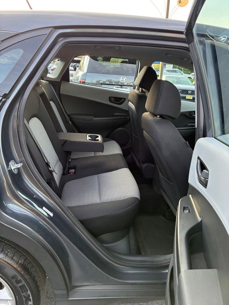2021 Hyundai Kona SE - Photo 20