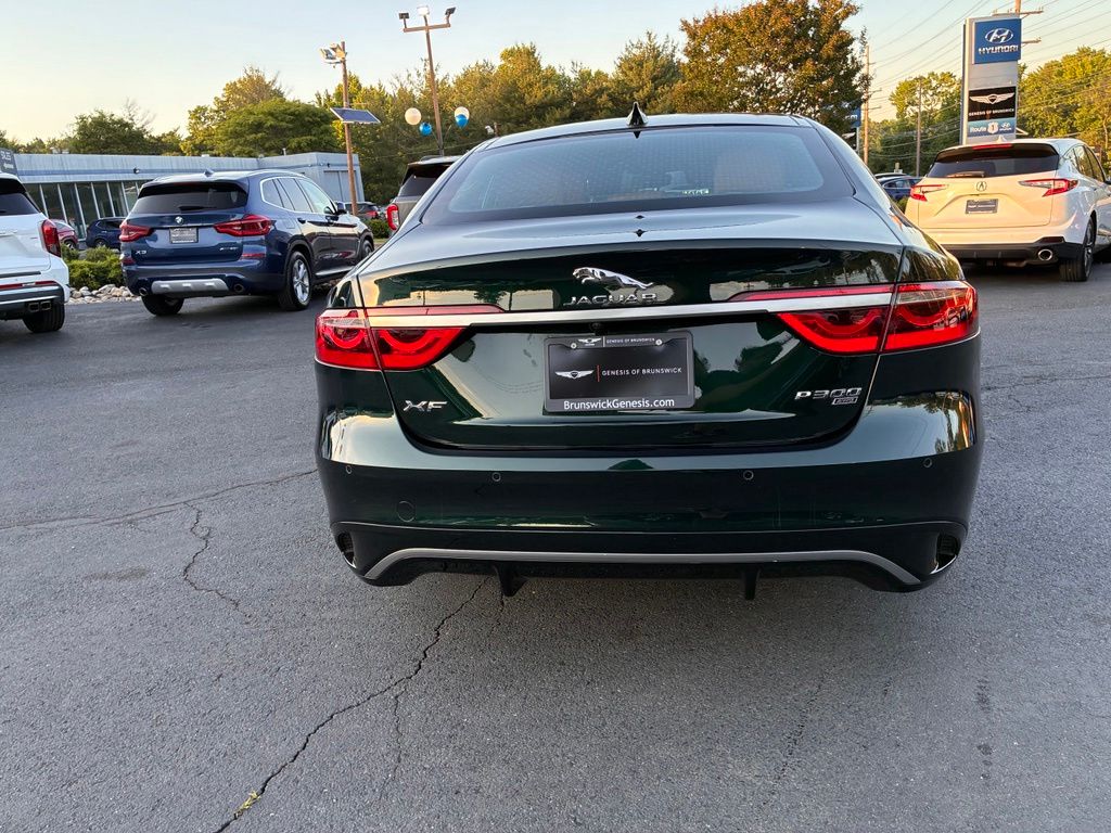 2022 Jaguar XF R-Dynamic SE - Photo 6