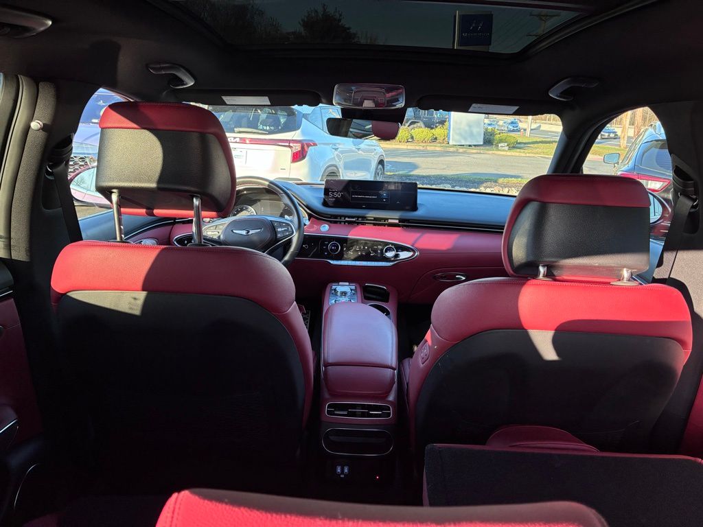 2025 GENESIS GV70 Sport - Photo 15