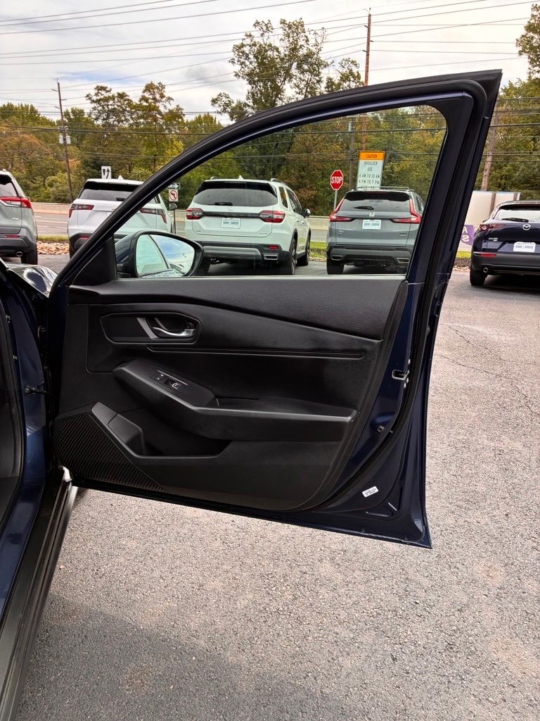 2024 Honda Accord EX - Photo 19