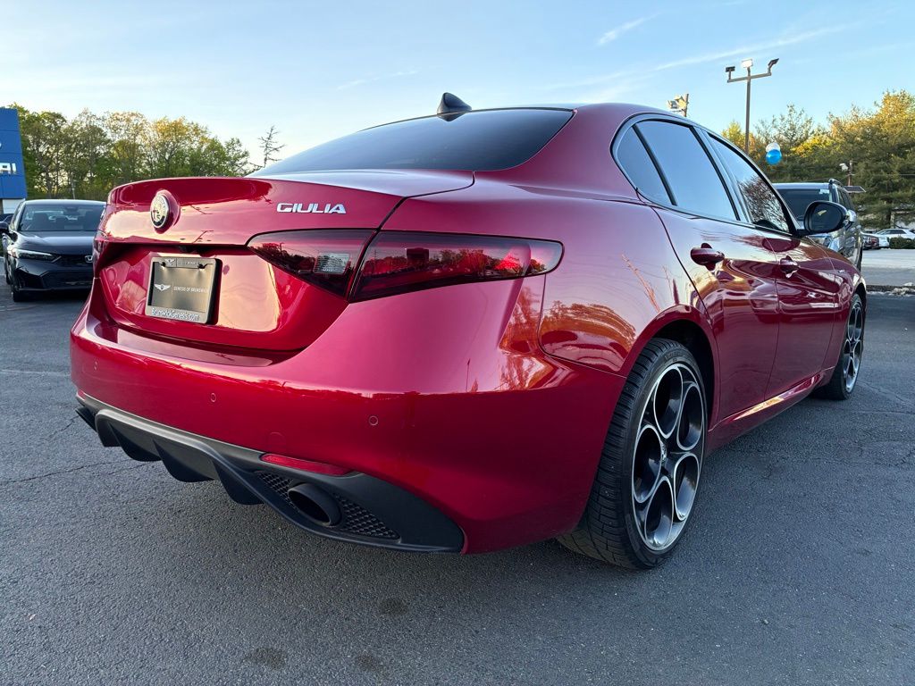 2022 Alfa Romeo Giulia Ti Veloce - Photo 7