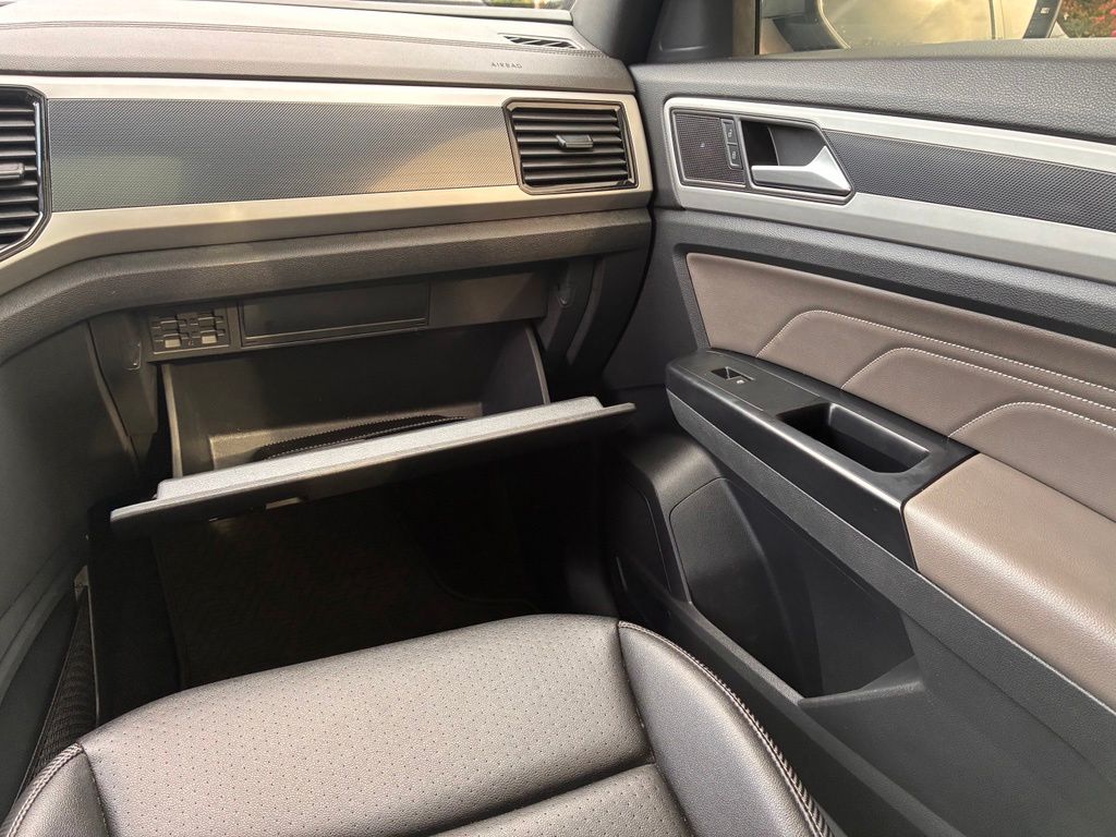 2021 Volkswagen Atlas Cross Sport SEL - Photo 40