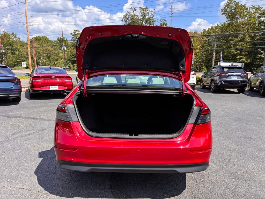 2023 Honda Accord EX - Photo 11