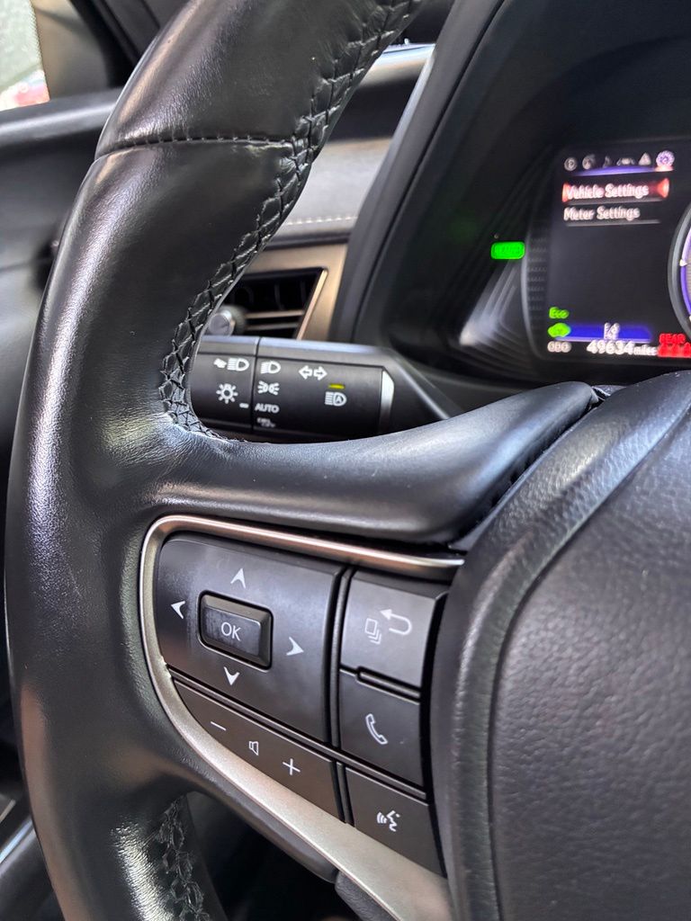 2023 Lexus UX Hybrid 250h Premium - Photo 27