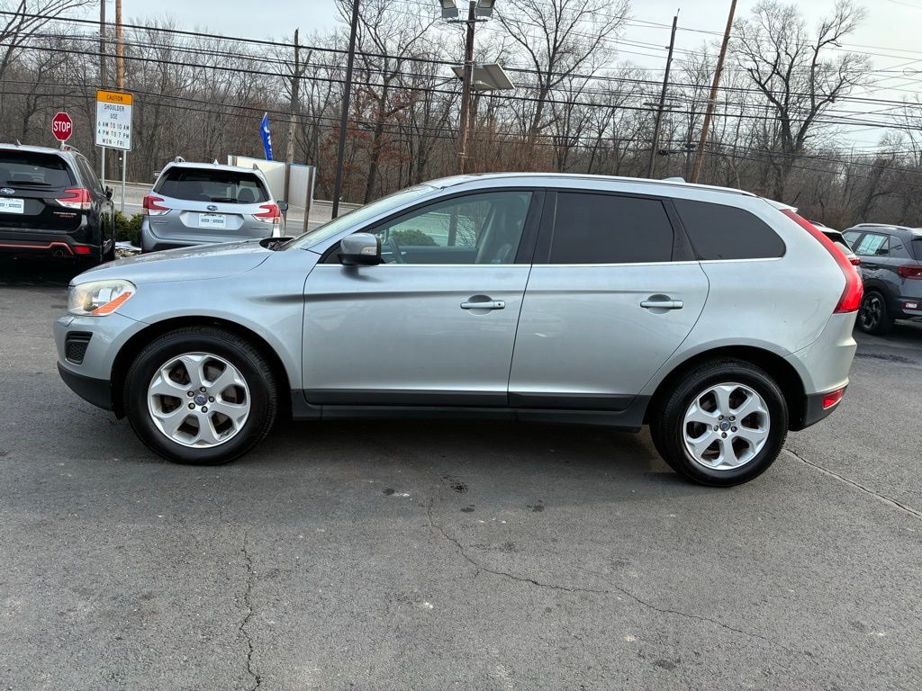 Used 2011 Volvo XC60 3.2 R-Design SUV