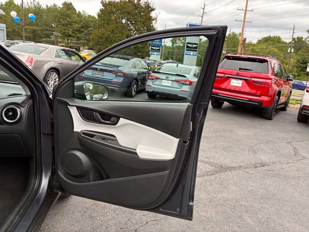 2022 Hyundai Kona SEL - Photo 45