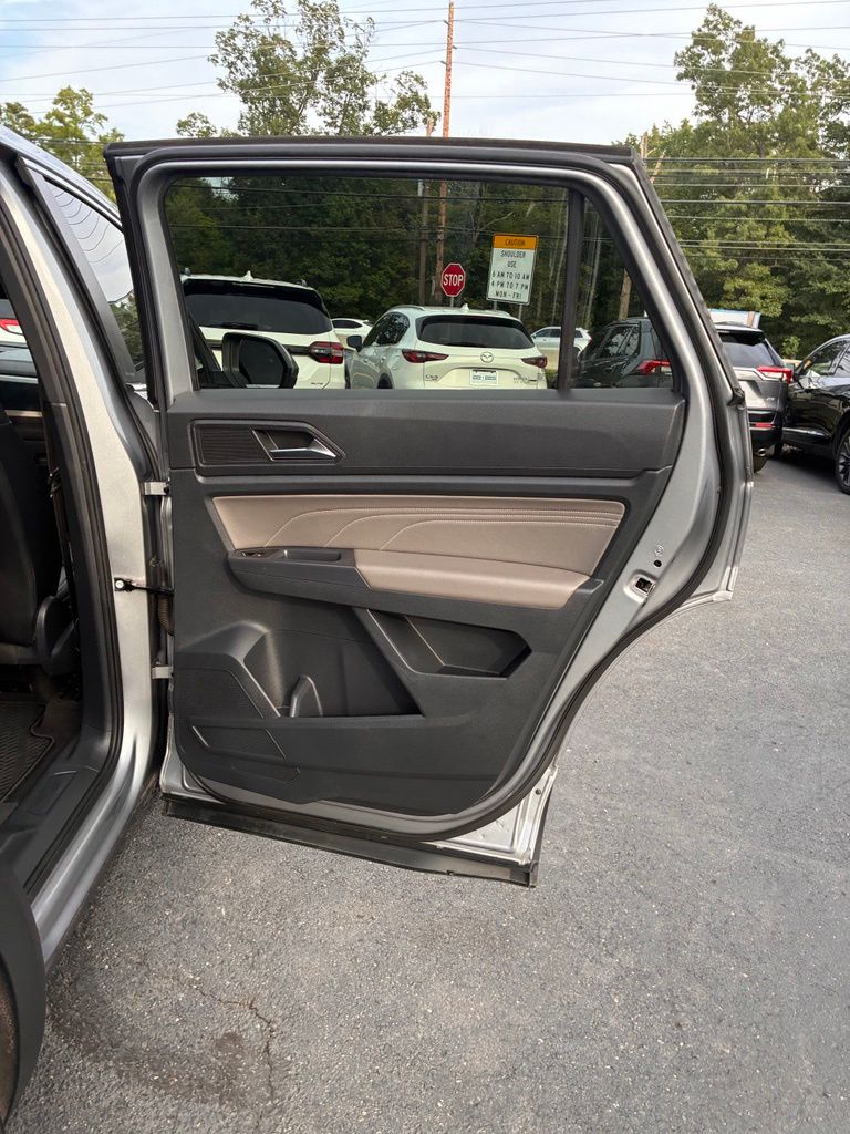 2021 Volkswagen Atlas Cross Sport SEL - Photo 48
