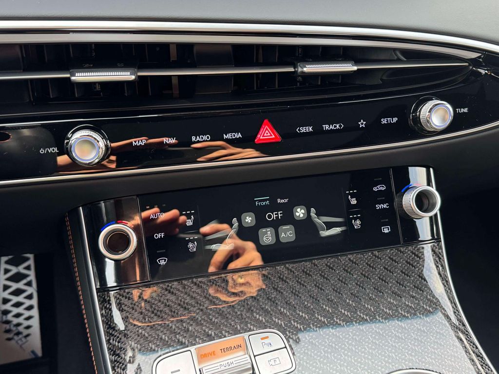 2026 GENESIS GV70 Sport Prestige - Photo 31