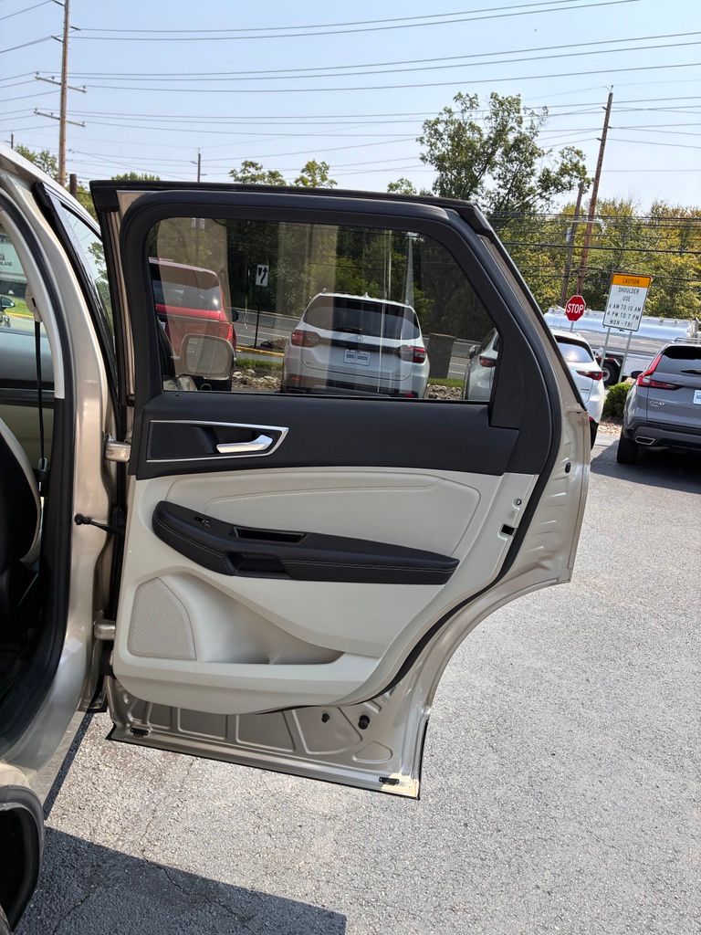 2018 Ford Edge Titanium - Photo 24