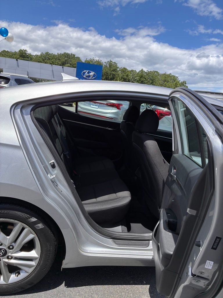2020 Hyundai Elantra Value Edition - Photo 20