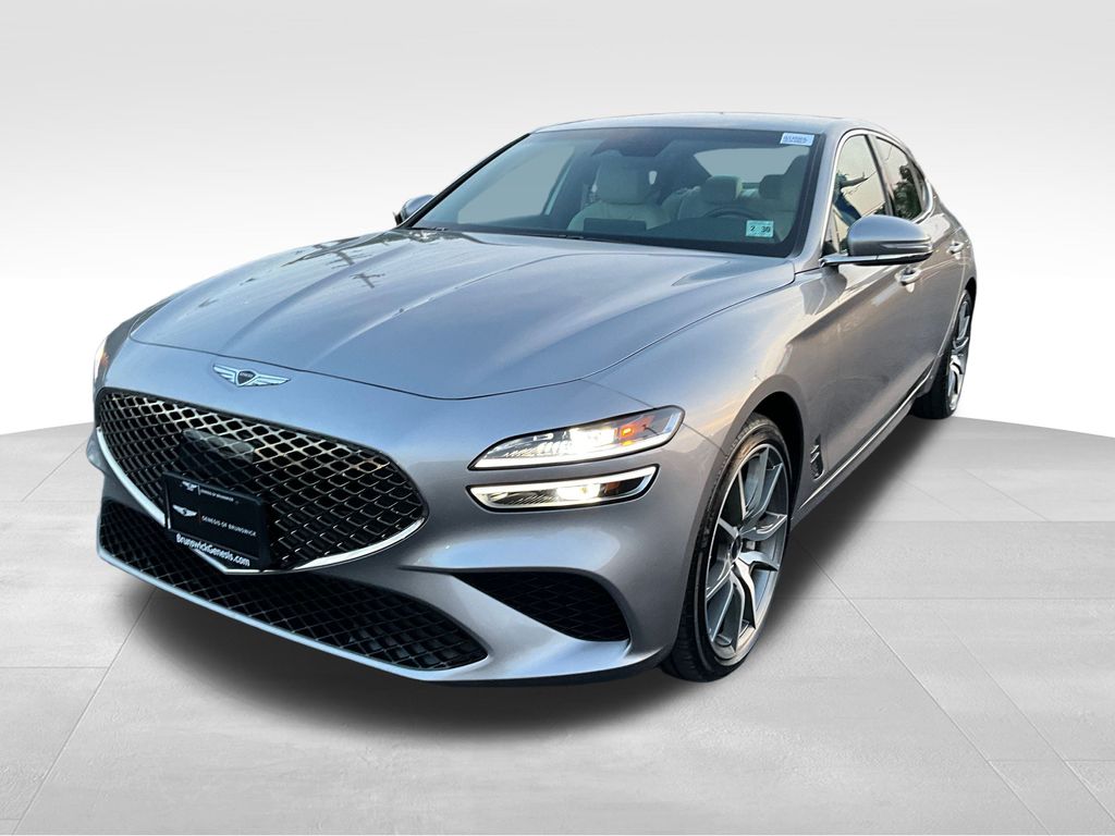 2025 Genesis G70 2.5T photo 3