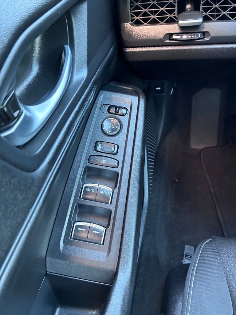 2025 Honda Accord SE - Photo 24