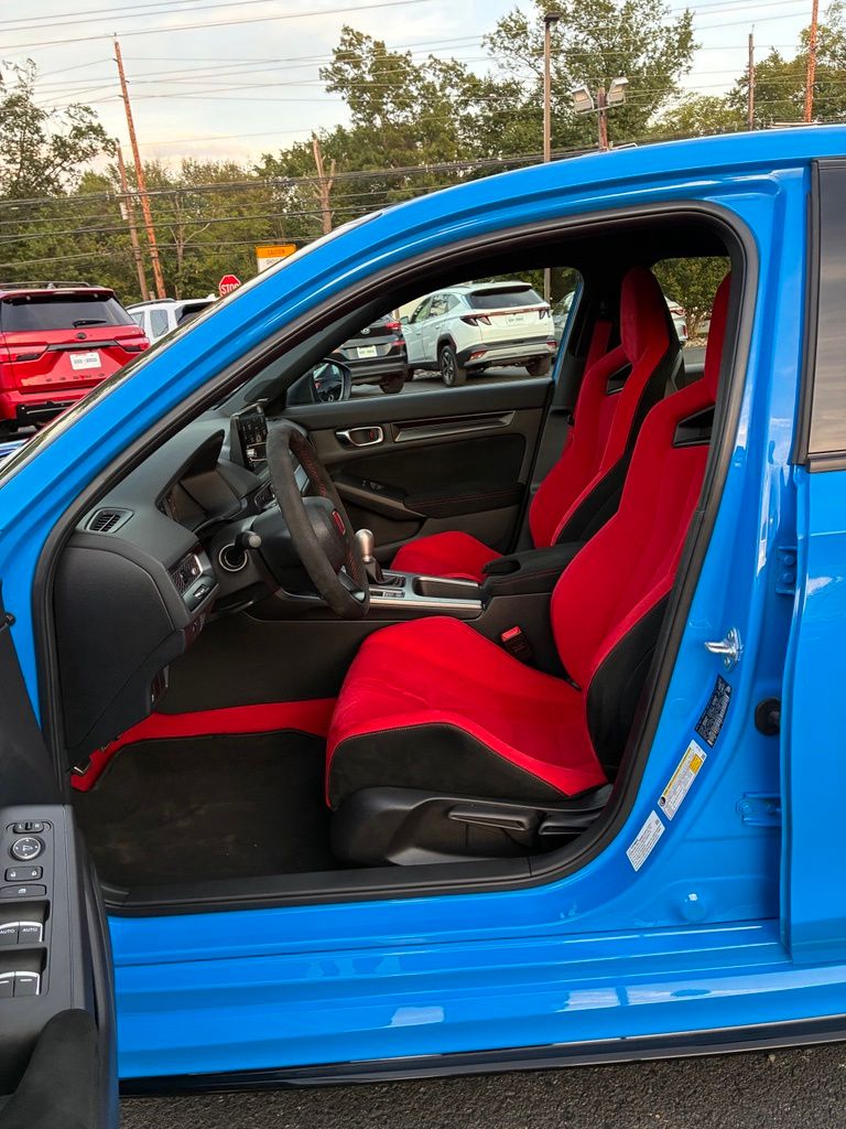 2023 Honda Civic Hatchback Type-R - Photo 33