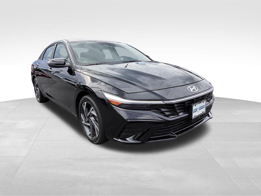 Certified 2025 Hyundai Elantra Hybrid Limited Sedan