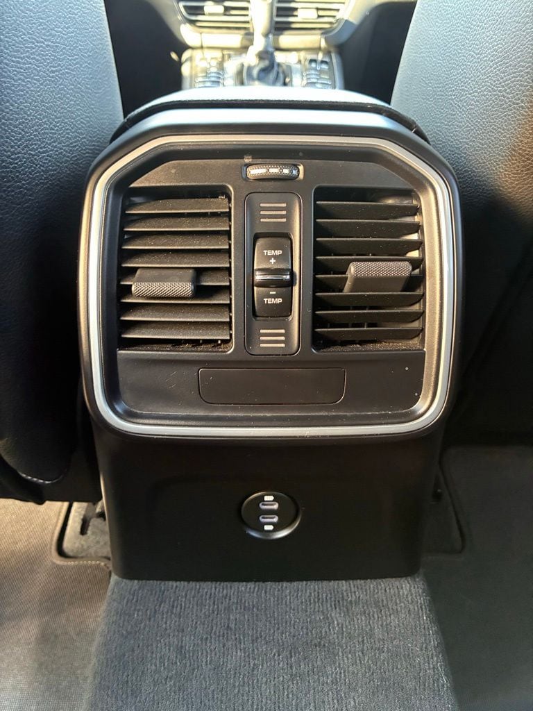 2019 Porsche Macan Base - Photo 18