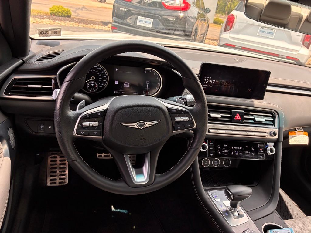 2025 GENESIS G70 Sport Advanced - Photo 24