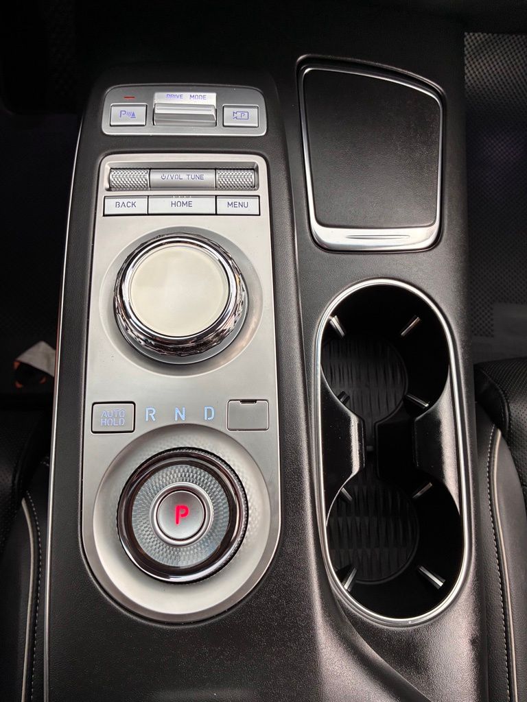2024 GENESIS GV70 Standard - Photo 34