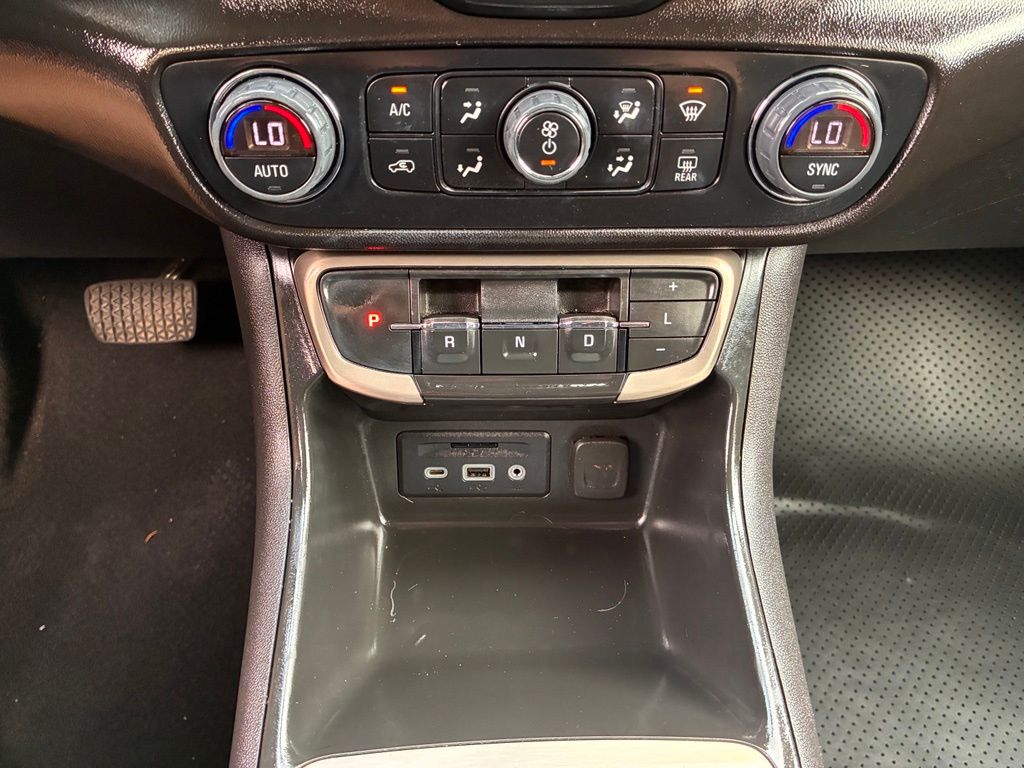 Photo 38