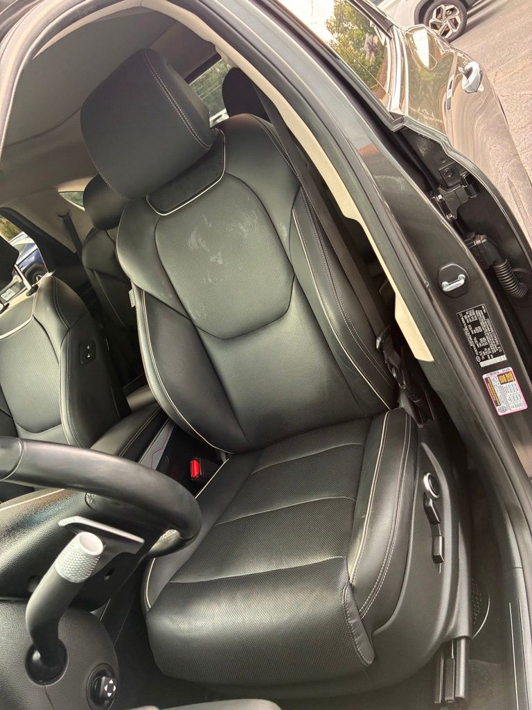 2024 GENESIS GV70 Standard - Photo 18