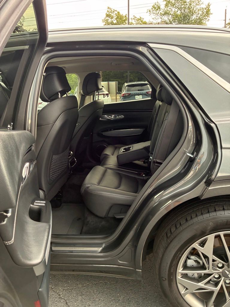 2024 GENESIS GV70 Standard - Photo 21