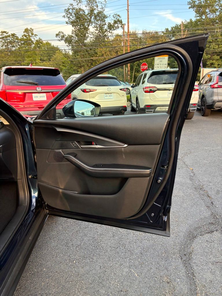 2025 Mazda CX-30 S - Photo 20