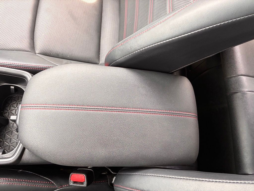 2024 Toyota RAV4 XSE - Photo 37