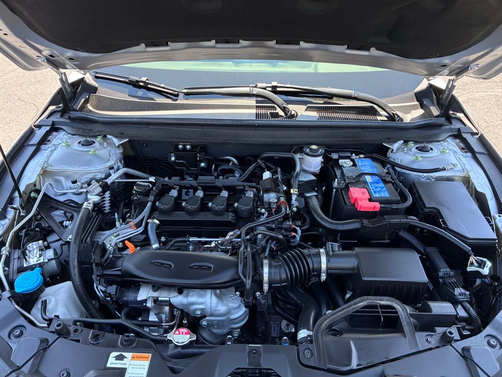 2025 Honda Accord SE - Photo 10