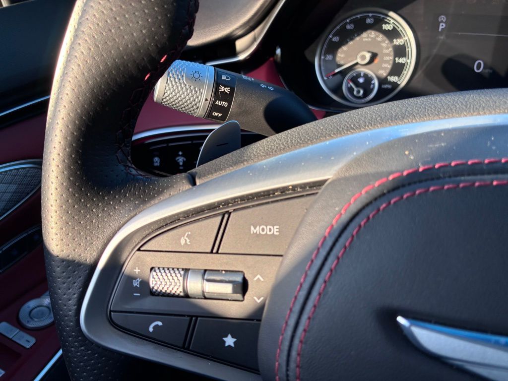 2025 GENESIS GV70 Sport - Photo 30