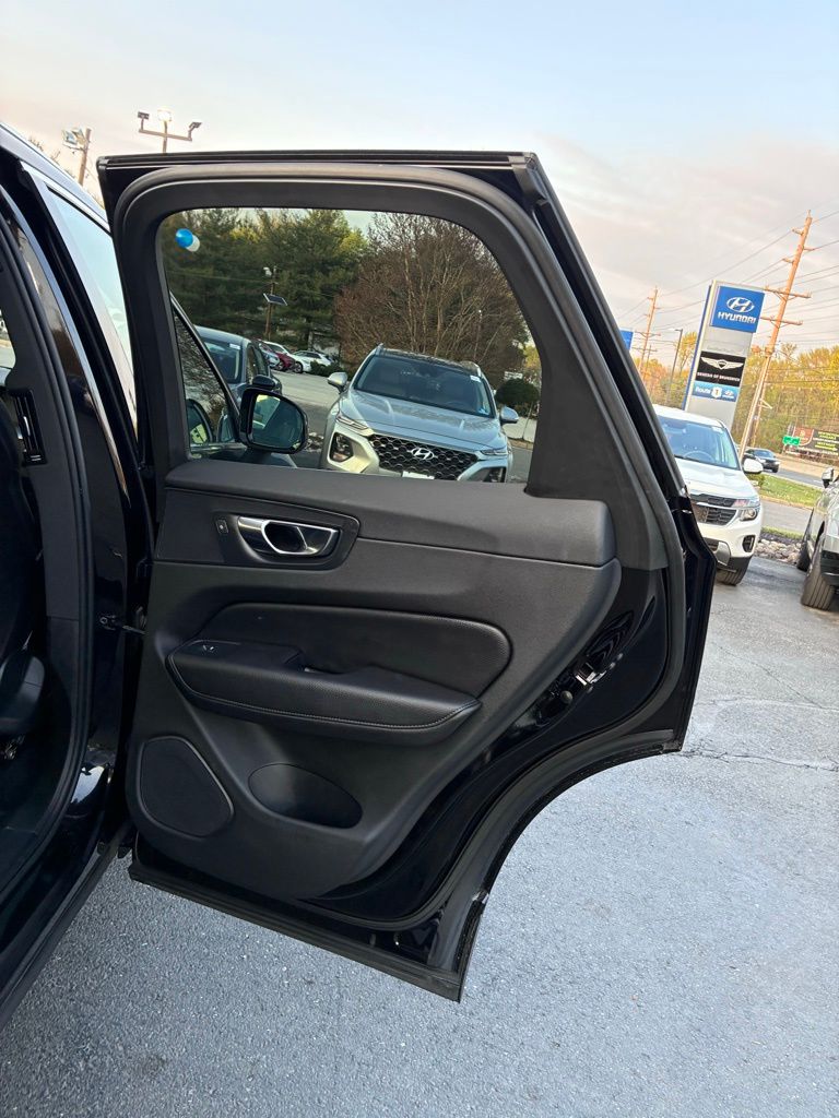 2019 Volvo XC60 Momentum - Photo 48