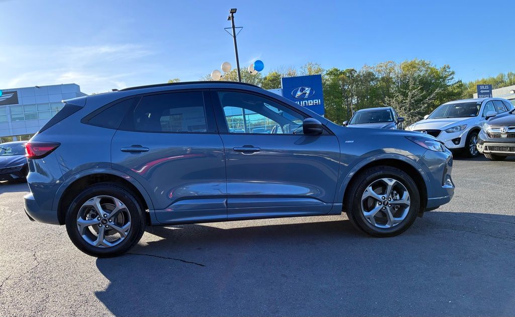 2023 Ford Escape ST-Line - Photo 8