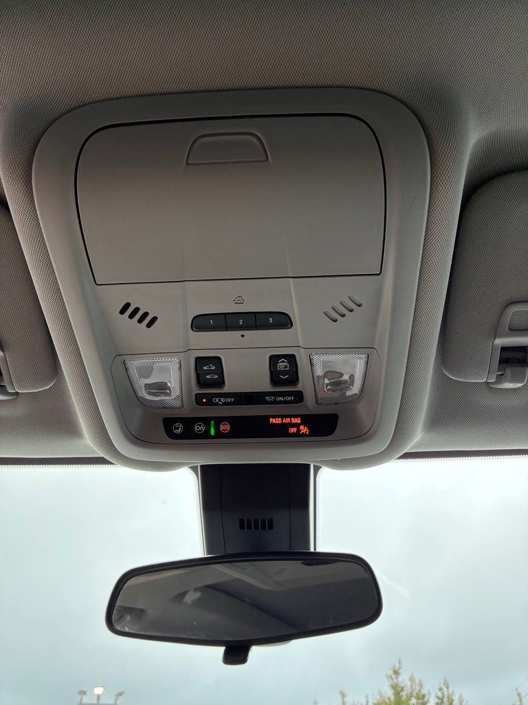 2020 Chevrolet Equinox LT - Photo 38