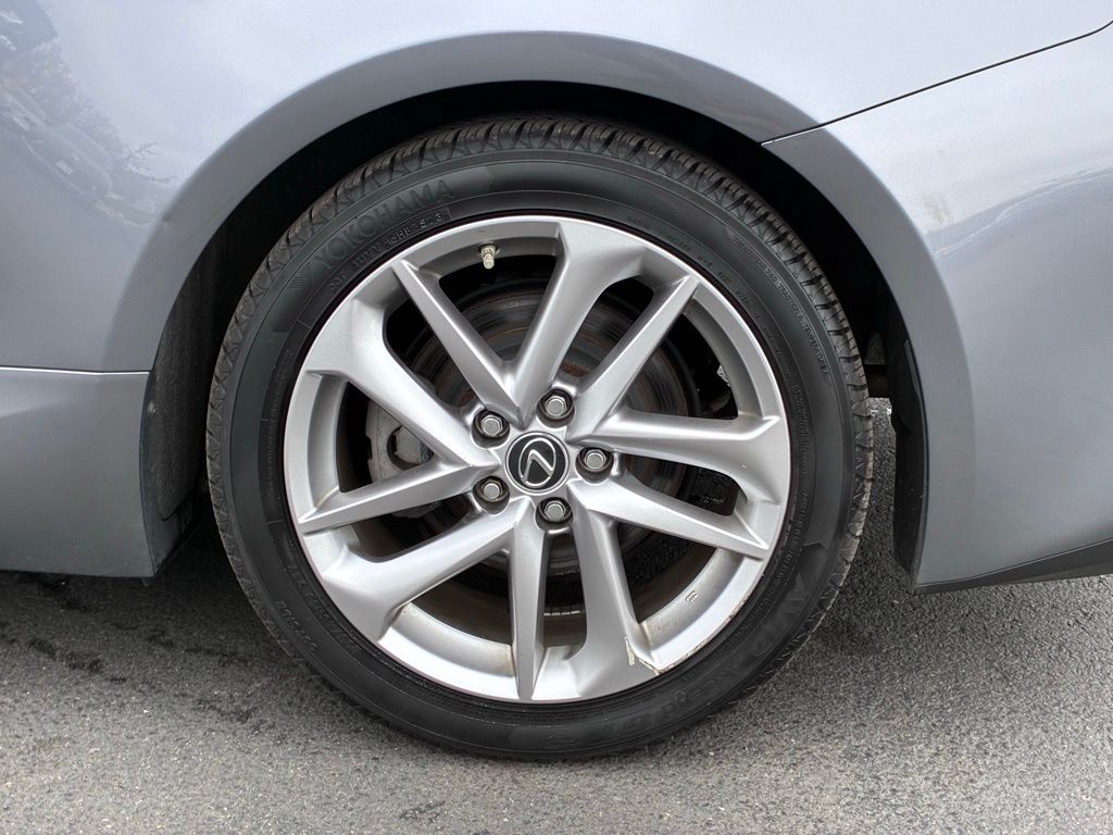 2019 Lexus RC 300 - Photo 45