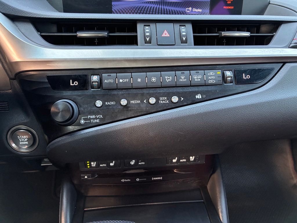 2019 Lexus ES F SPORT - Photo 31
